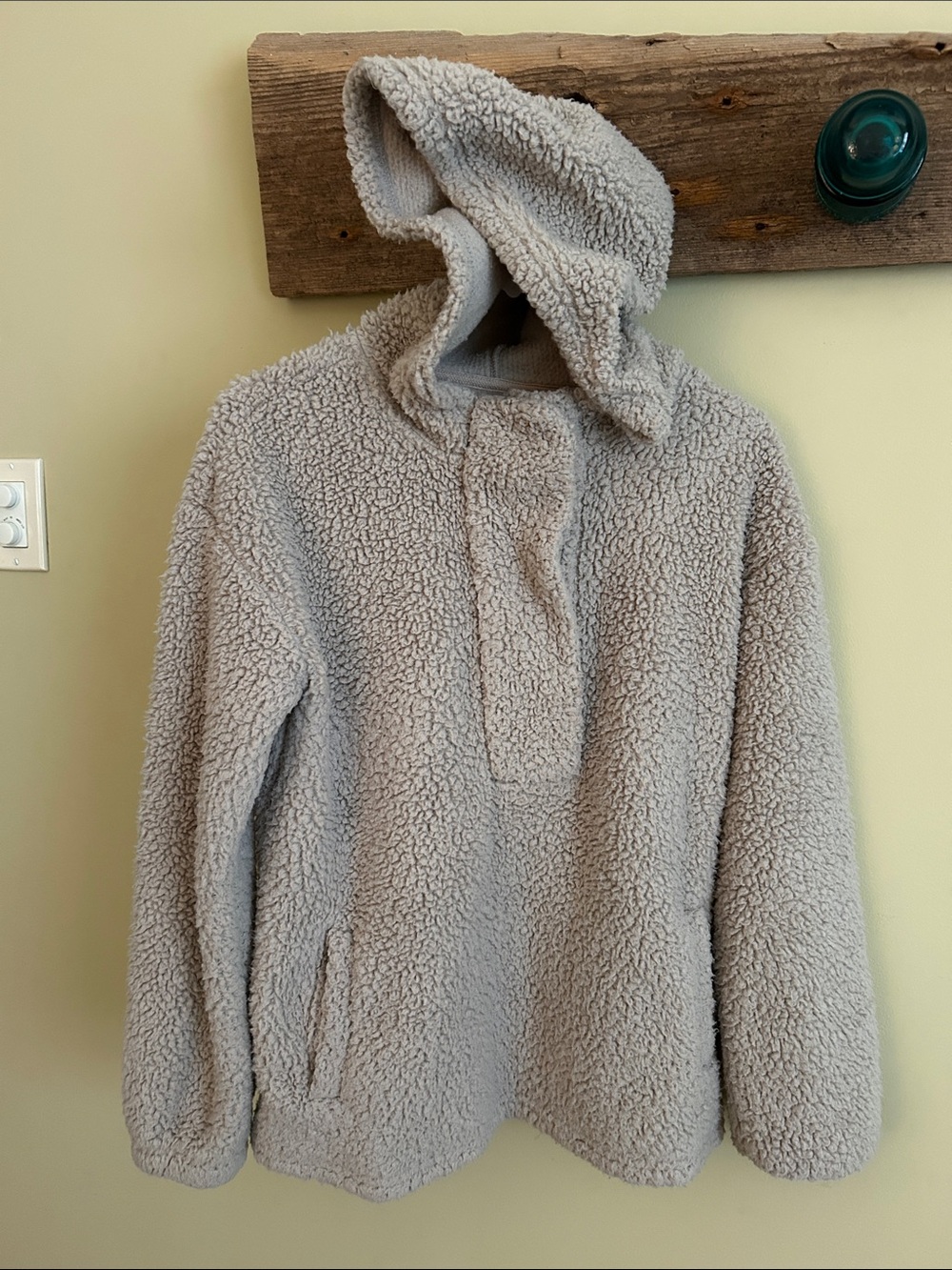 Kookaburra by Ugg Sherpa Pullover Hoodie - Light Taupe